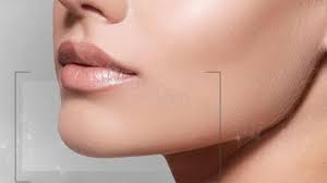 جراحی زیبایی چانه و بررسی آن توسط فوق تخصص جراحی پلاستیک و زیبایی